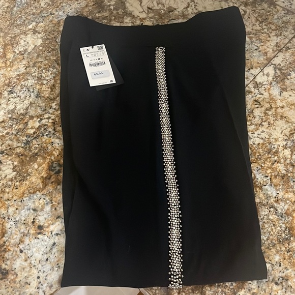 Zara Large Black Pants with side studded piping. New with tags! - Picture 1 of 6